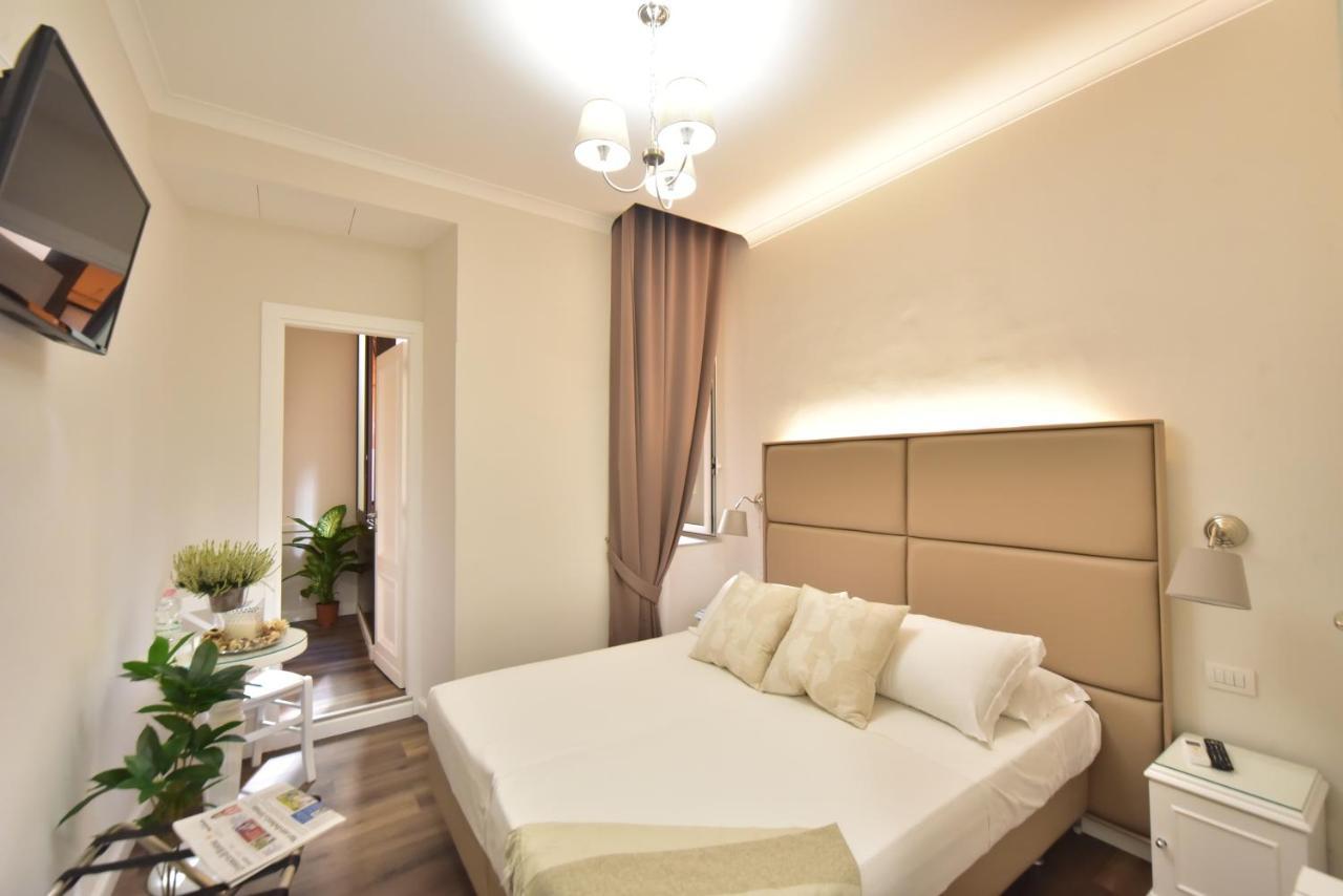 Sacconi Palace Suite Roma מראה חיצוני תמונה