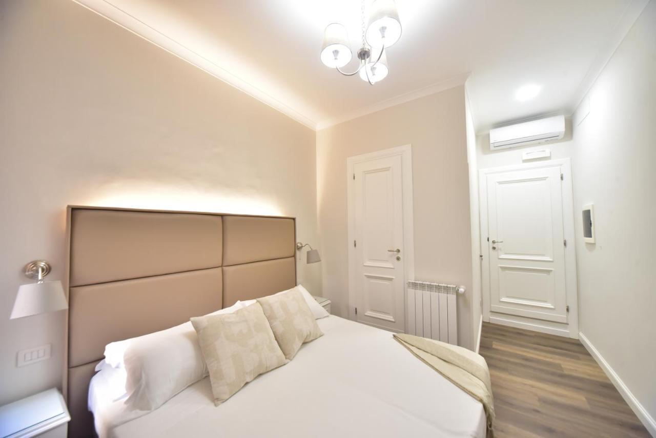 Sacconi Palace Suite Roma מראה חיצוני תמונה