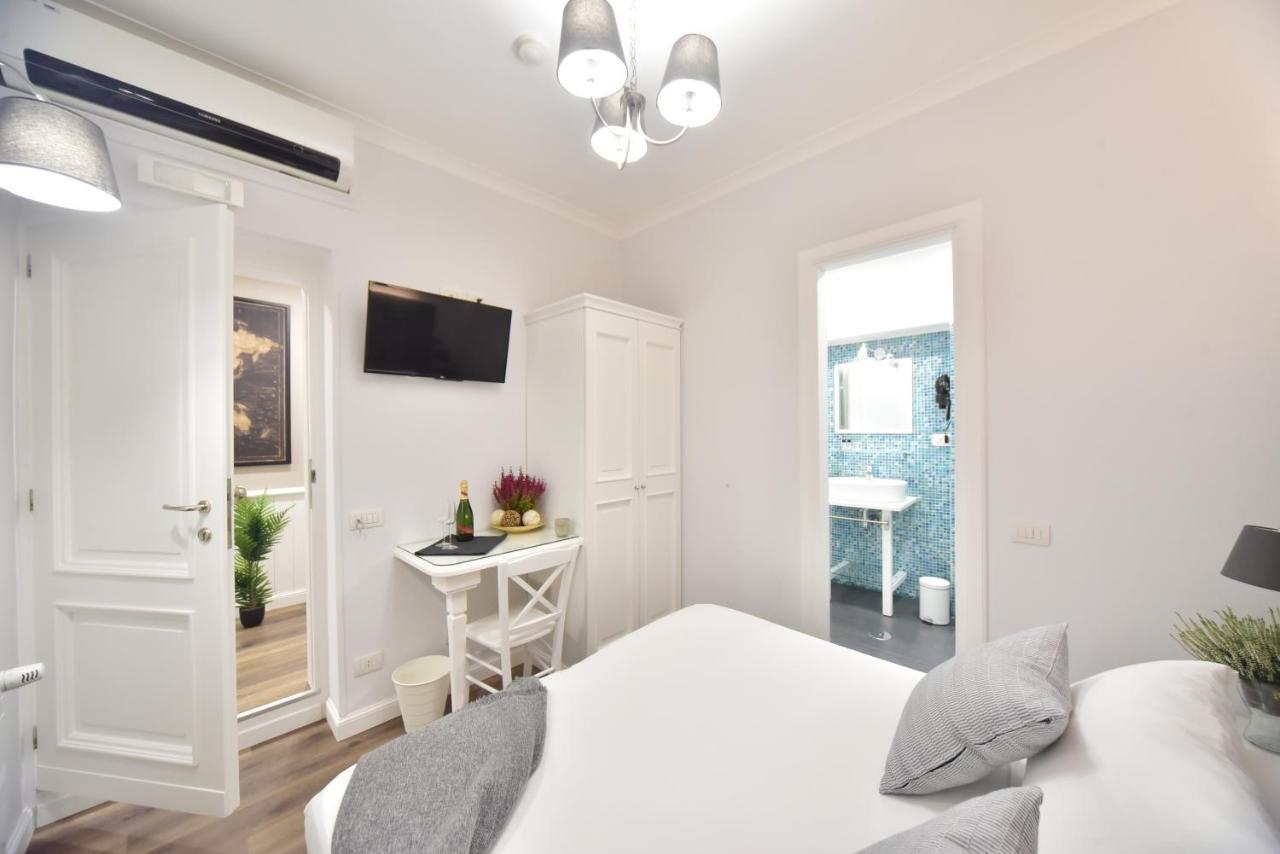 Sacconi Palace Suite Roma מראה חיצוני תמונה